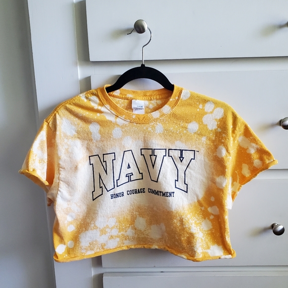 Tops - Navy‎ bleached distressed cropped t-shirt